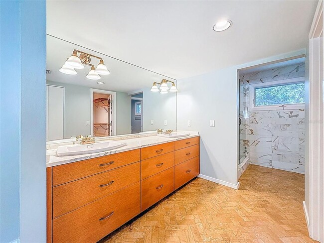 Building Photo - 1351 Willow Brk Dr