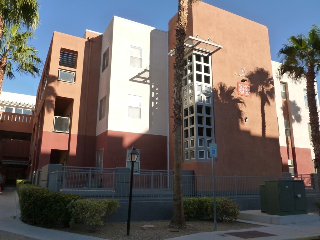 Building Photo - 71 E Agate Ave