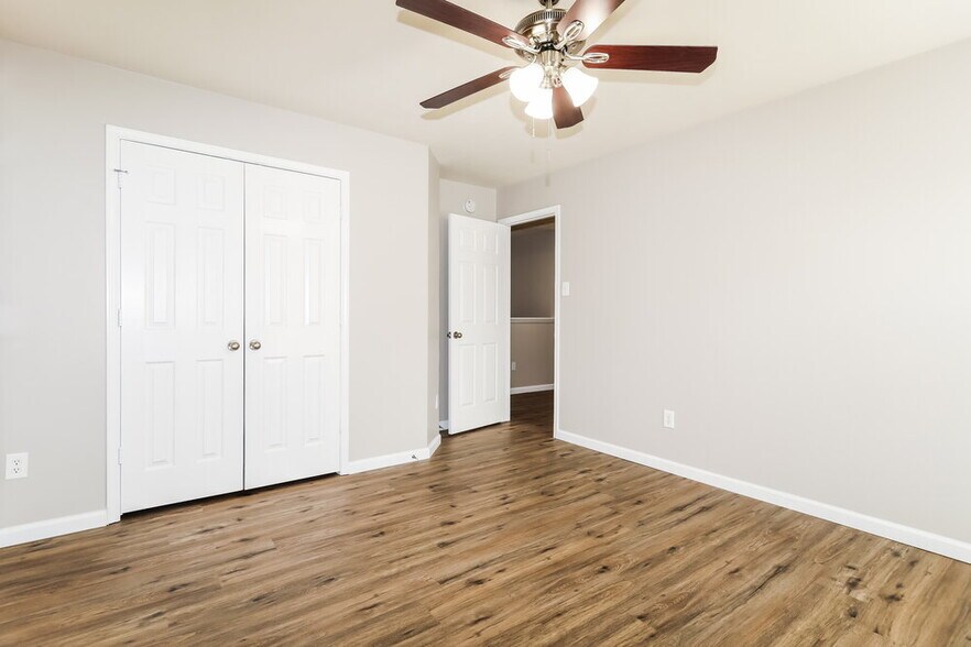 Building Photo - 20203 Louetta Crossing Dr