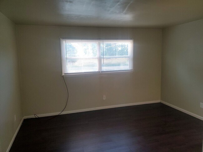 Building Photo - 7241 E Sunny Vale Dr