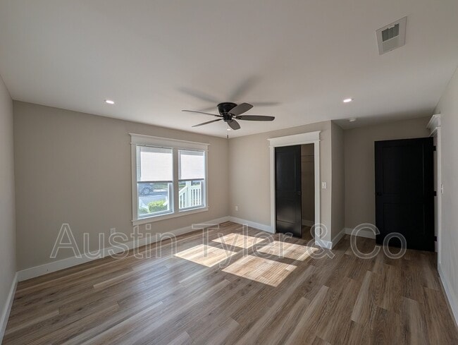 Building Photo - 2992 Smith St