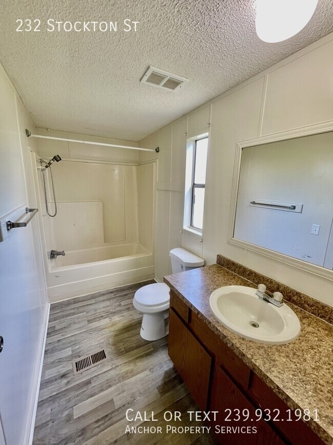 Building Photo - 232 Stockton St