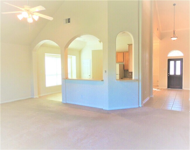 Building Photo - 21722 Mileham Ln