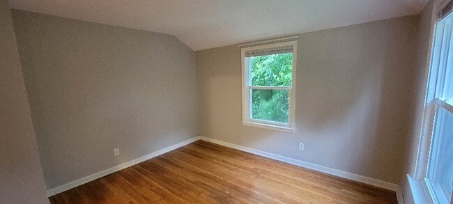 Building Photo - 1118 Branleigh Dr