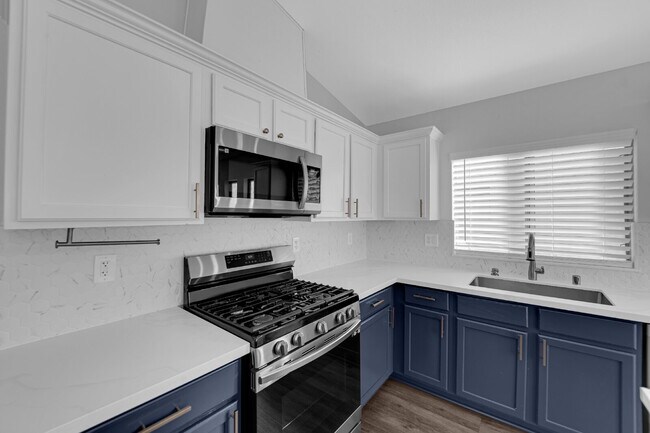 Building Photo - Charming 4-Bedroom Home in a Quiet Las Vegas Community!