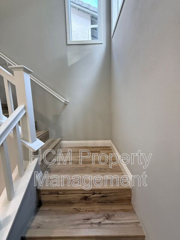 Building Photo - 75 Copper Leaf