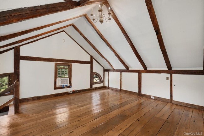 Building Photo - 1 Pound Ridge Rd