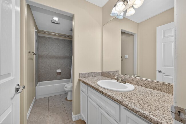 Building Photo - 7926 Stoneyway Dr