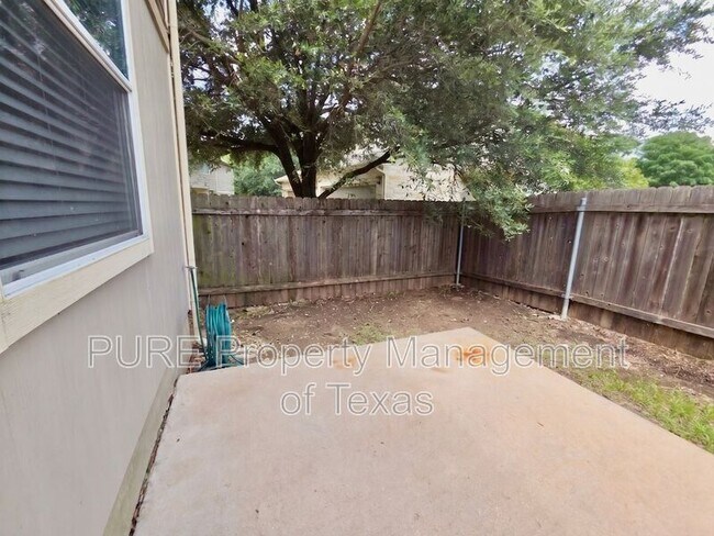 Building Photo - 708 Jane Austen Trail