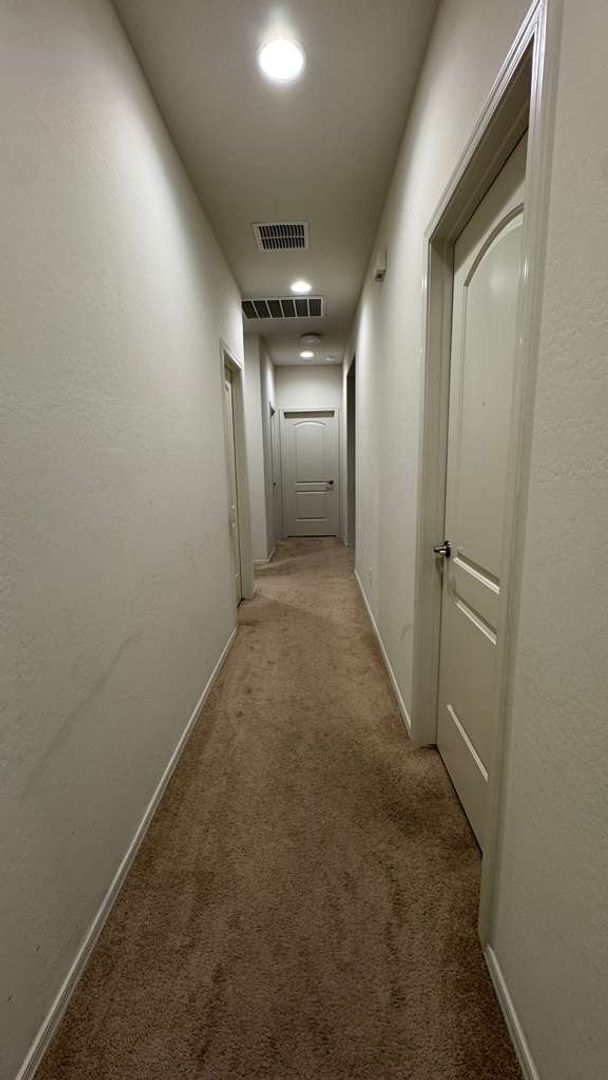 Building Photo - Home for rent