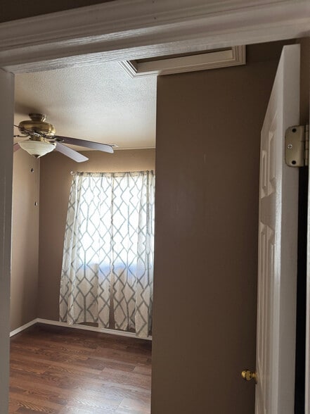 Building Photo - 2710 Acero Ave