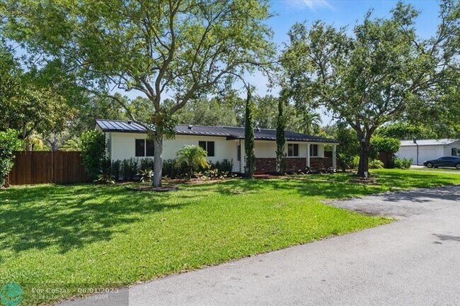 Building Photo - 7860 SW 158th Terrace