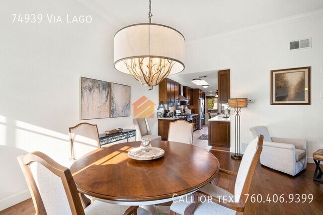 Building Photo - 74939 Vía Lago