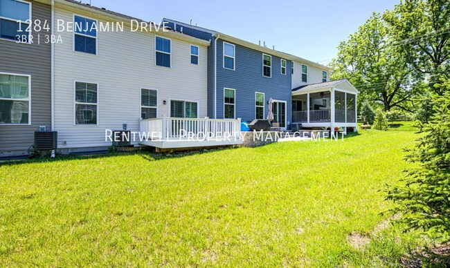 Building Photo - 1284 Benjamin Dr