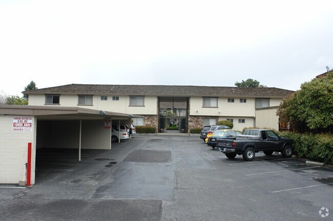 Building Photo - Mark-Williams Apartments