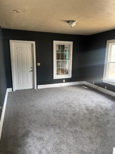 Building Photo - 2229 8th St