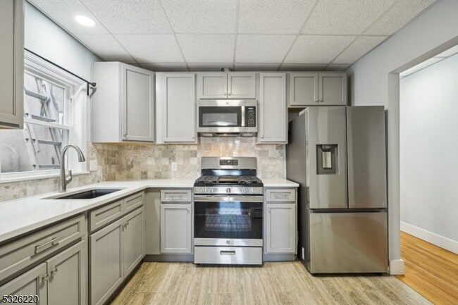Building Photo - 660 Passaic Ave