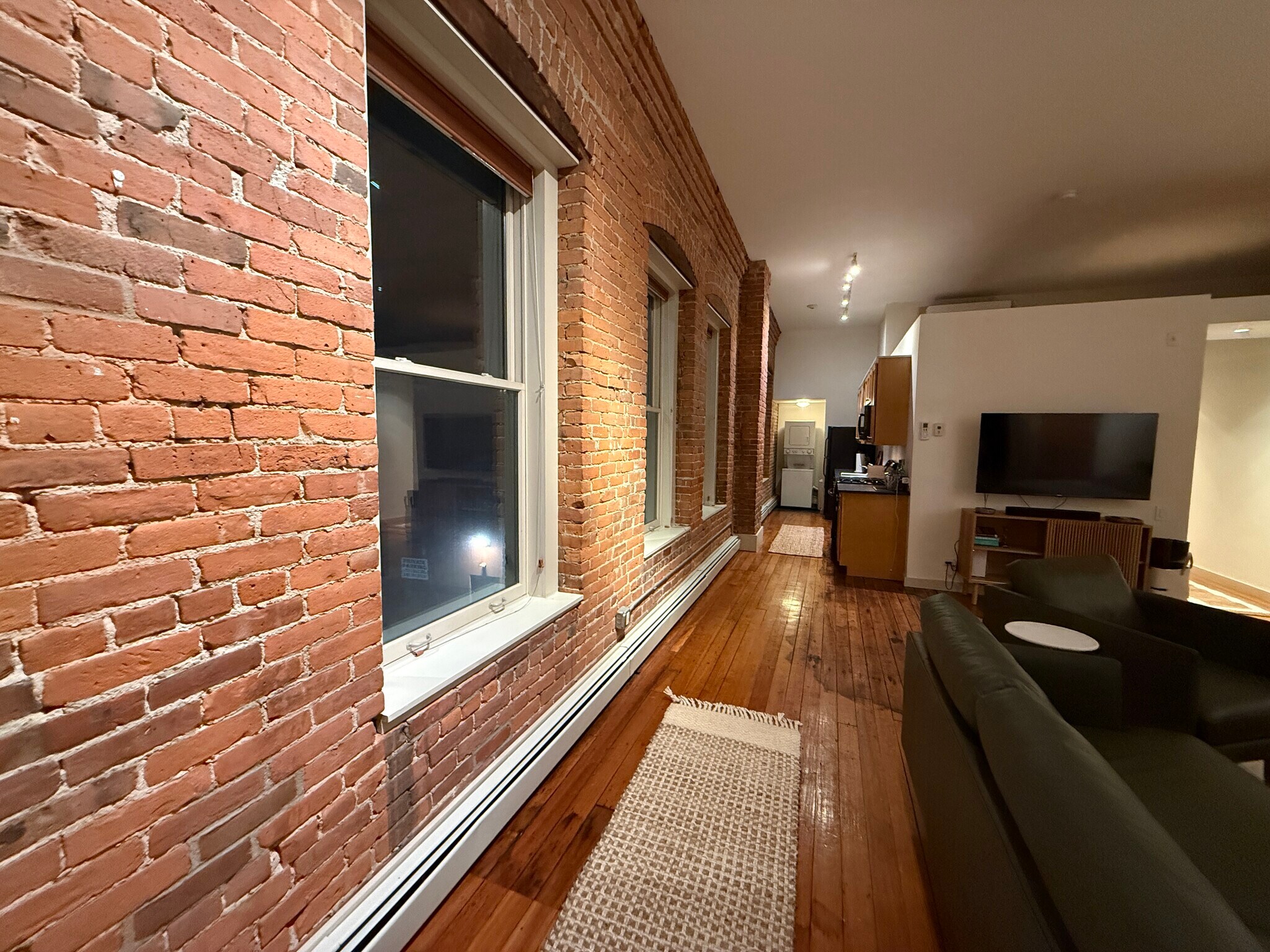 Building Photo - 93 Eddy St