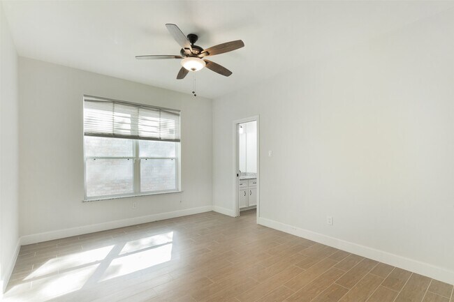 Building Photo - 11630 Snowmass Dr