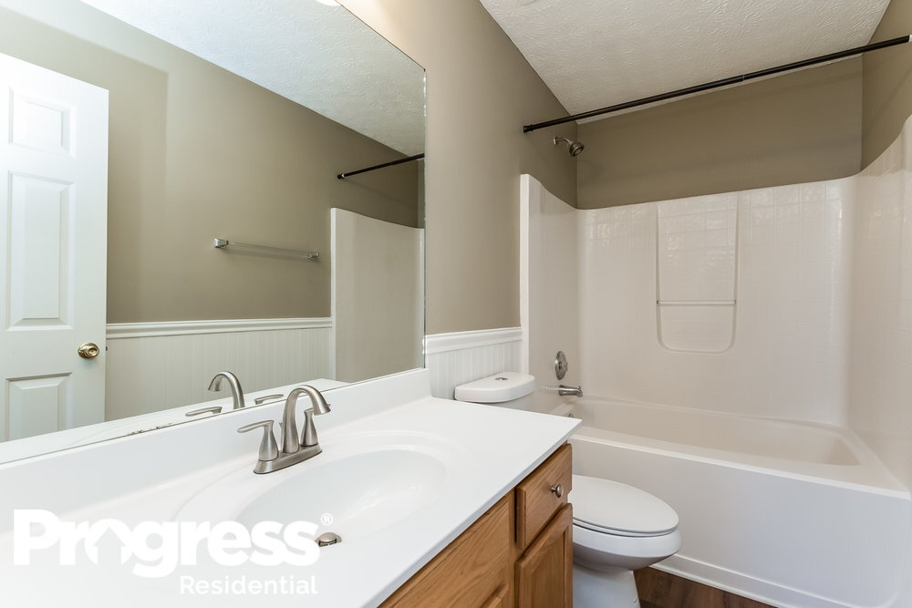 Building Photo - 217 Osmanthus Way