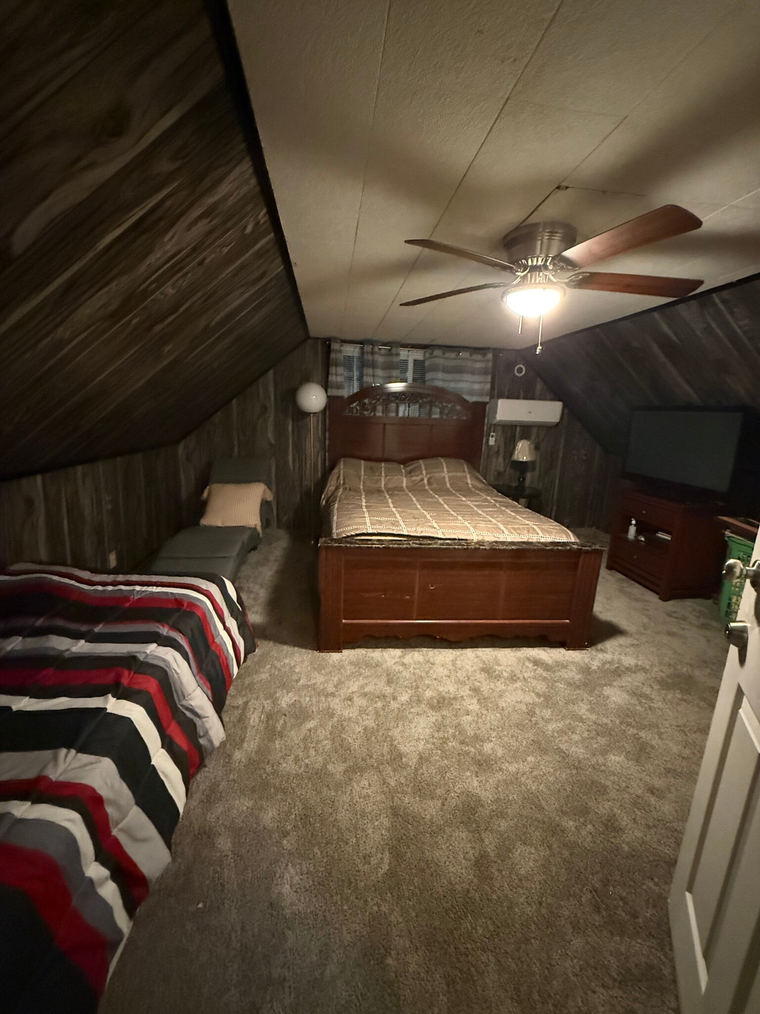 Building Photo - 65 Venus Dr