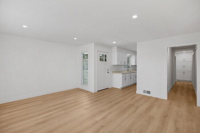 Building Photo - Coastal Living at Its Finest! Fully Remodeled!