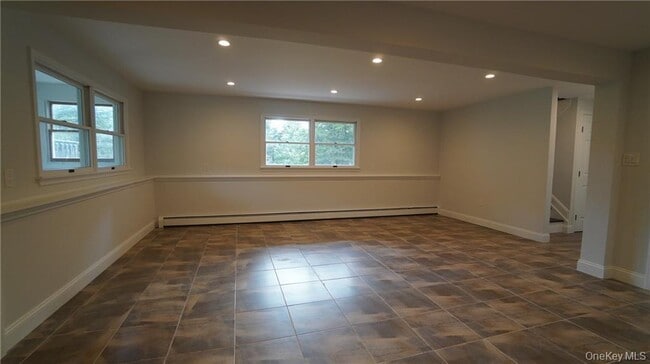 Building Photo - 118 Booth Rd