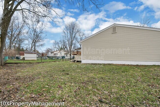 Building Photo - 3450 Halpern St