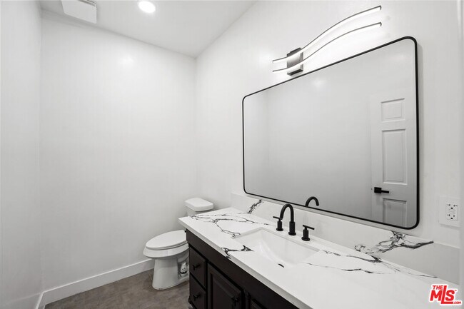 Building Photo - 24228 Dry Canyon Cold Creek Rd