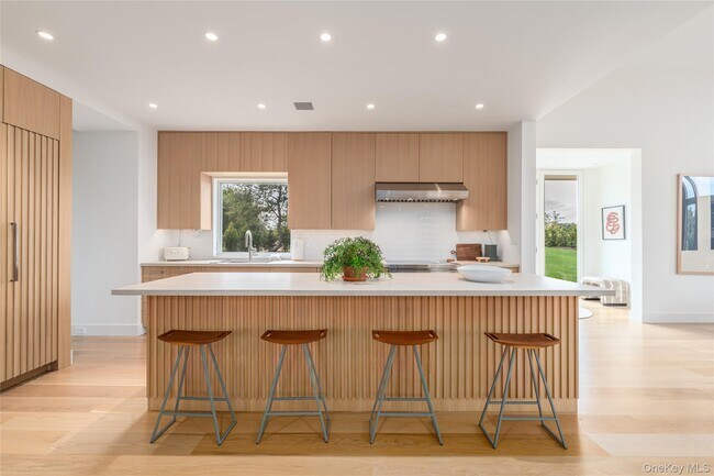 Building Photo - 610 Wildberry Ln