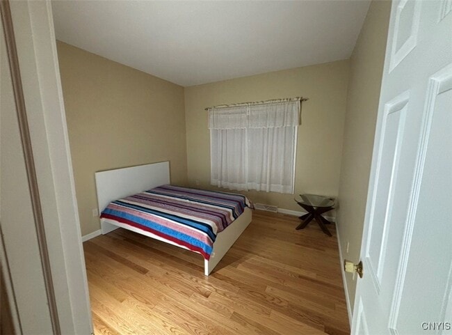 Building Photo - 5055 Constitution Ln