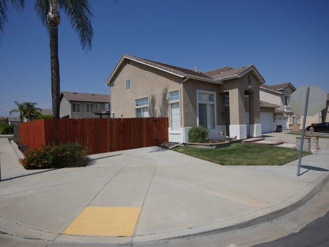 Building Photo - 5838 Mimosa Ct