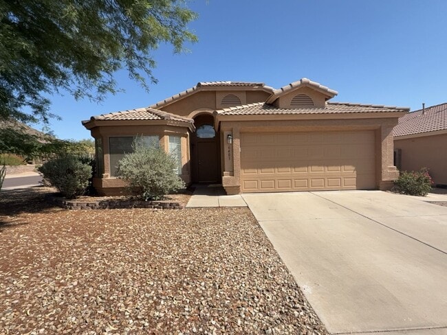 Building Photo - 3bedrom 2 bath