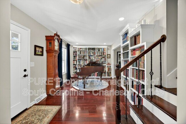 Building Photo - 8591 Cislo Ct