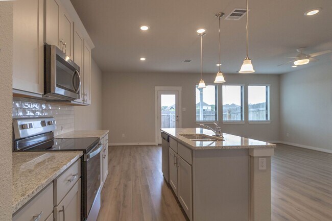 Building Photo - 417 Fieldwood Dr