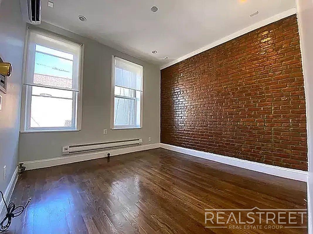 Building Photo - Nostrand Avenue
