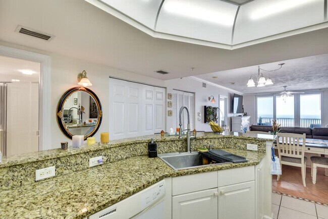 Building Photo - 2055 S Atlantic Ave