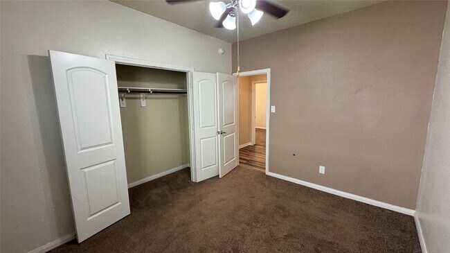 Building Photo - 9611 Tipton Sands Dr