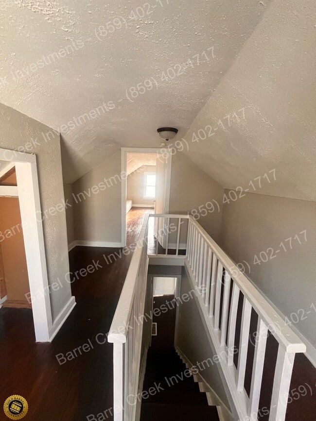 Building Photo - 3-Bed 1-Bath House