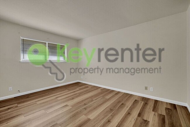 Building Photo - 2776 Kerria Way
