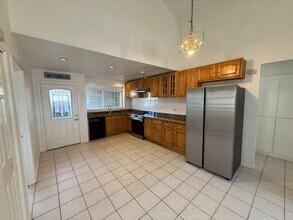 Building Photo - 3 Bedroom, 2 Bath Home with large yard and courtyard near Lake Cunningham Park...available now!