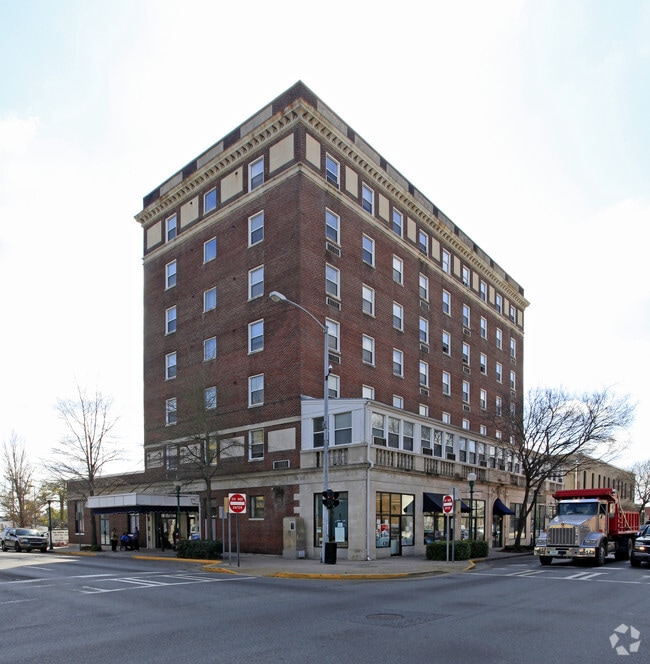 Ashley House Apartments 109 E Hill Valdosta GA 31601 Apartment Finder