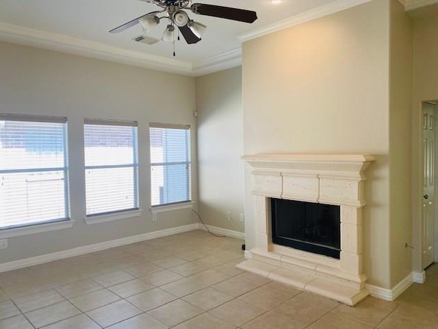 Building Photo - 2811 Cresthollow Ln