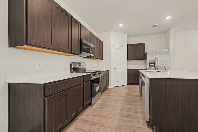 Building Photo - 125 Arbor Dr