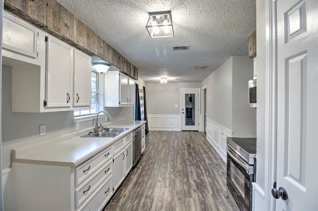 Building Photo - 373 Old Shawnee Trail Dr