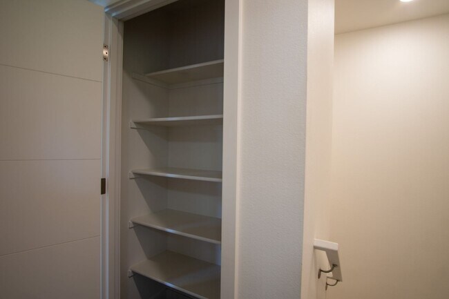 Building Photo - Stylish + Modern Corner 2-Bedroom Townhouse!