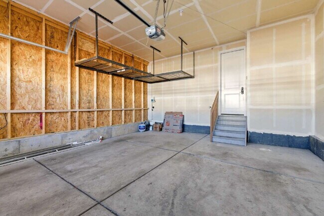 Building Photo - Modern 3-Bed 2-Bath Home in Cherry Creek School District!