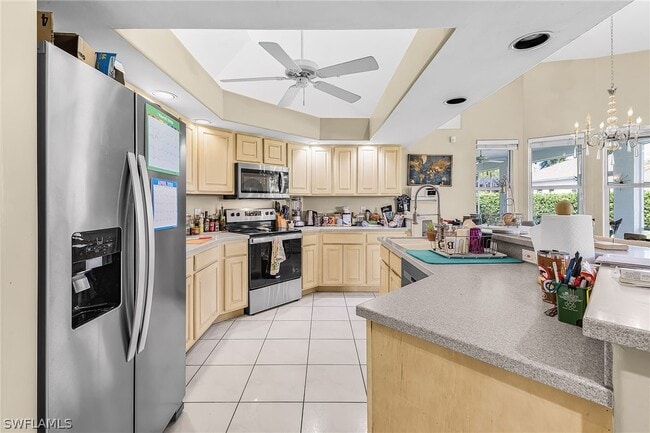 Building Photo - 2031 Teagarden Ln