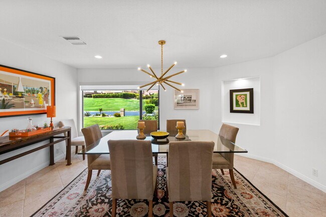 Building Photo - 73416 Mariposa Dr