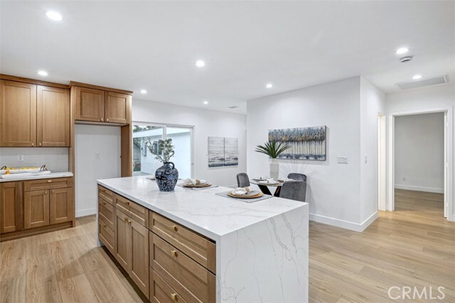 Building Photo - 5941 Tobias Ave